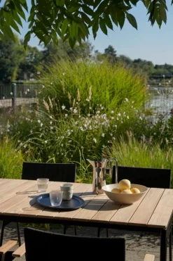 &Tradition Ville AV25 table, 150 x 90 cm, teak - warm black