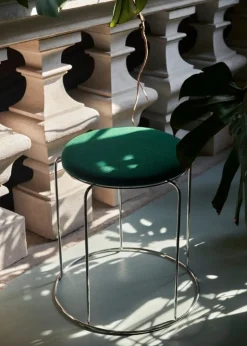 &Tradition Wire Stool VP11 seat pad, Hallingdal 944 green