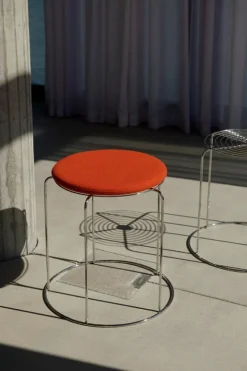 &Tradition Wire Stool VP11 seat pad, Hallingdal 600 red