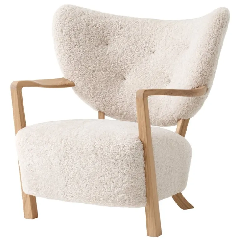 &Tradition Wulff ATD2 lounge chair, Moonlight sheepskin - oak