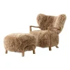 &Tradition Wulff ATD2 lounge chair and ATD3 pouf, Honey sheepskin 50 mm - oak