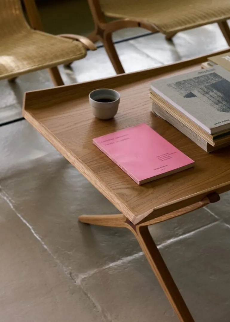 &Tradition X HM13 coffee table, oak - walnut