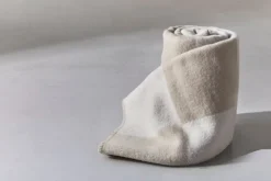 Anno Ala throw, 130 x 180 cm, white - sand