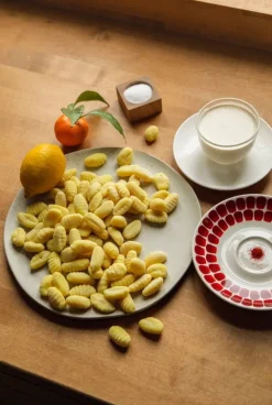 applicata Twist salt - pepper set, oak