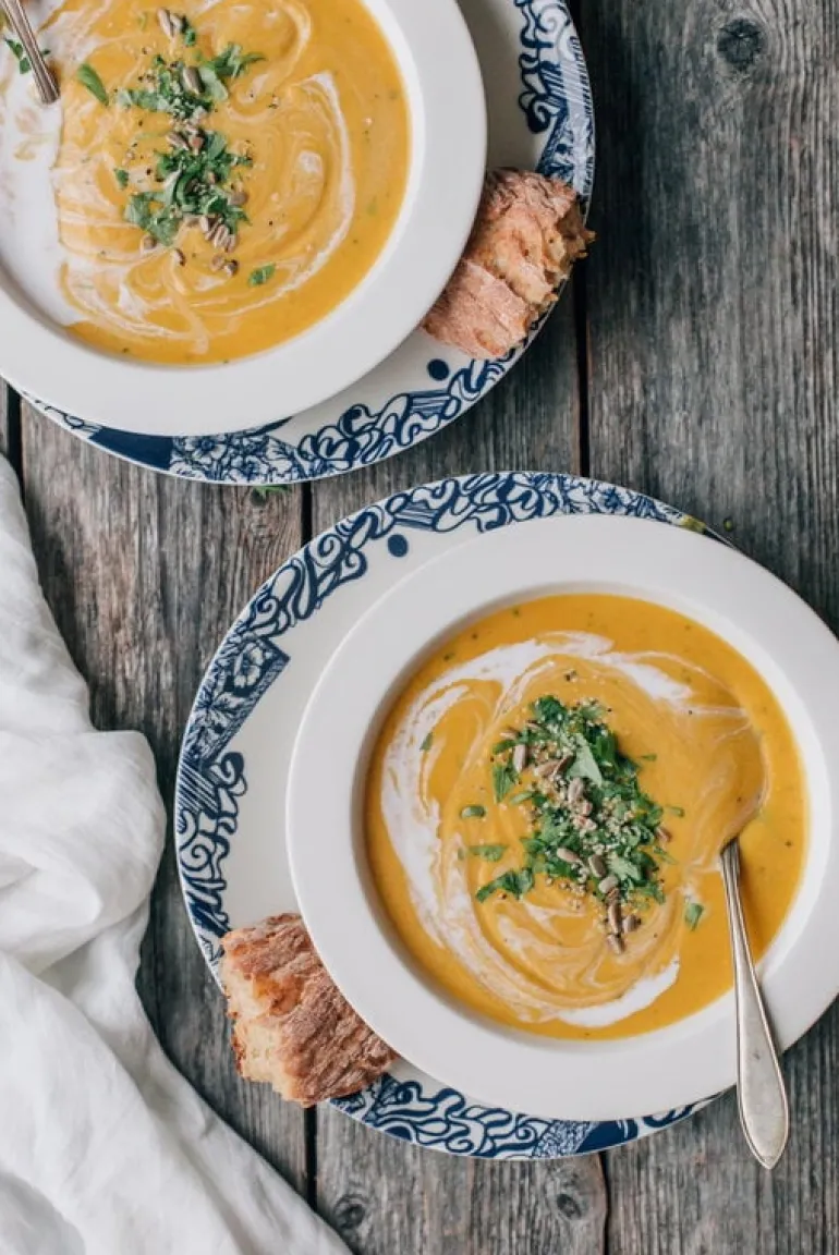 Arabia 24h deep plate, 22 cm, white