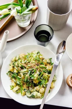 Arabia 24h deep plate, 24 cm, white