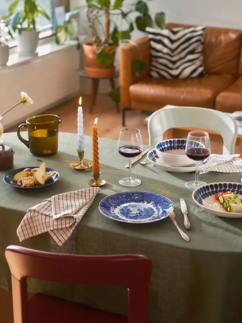 Arabia 24h Tuokio deep plate, 18 cm, cobalt blue