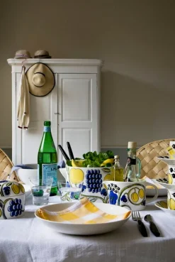 Arabia Paratiisi tureen with lid