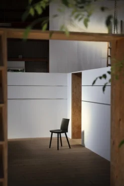 Ariake Blest chair, black