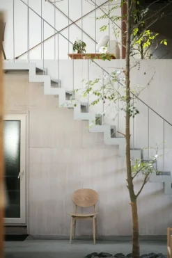 Ariake Outline chair, oak