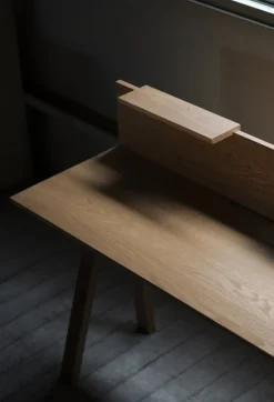 Ariake Sagyo magnet shelf, oak