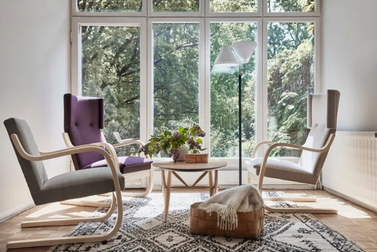 Artek Aalto armchair 402, birch - black Hallingdal 190