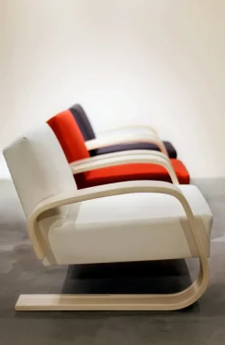Artek Aalto armchair 400 "Tank", birch - white Hallingdal 100