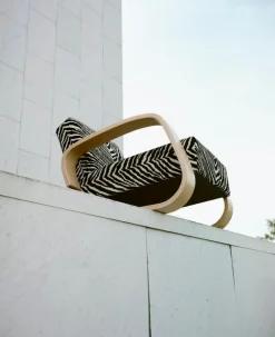 Artek Aalto armchair 400 "Tank", birch - Zebra