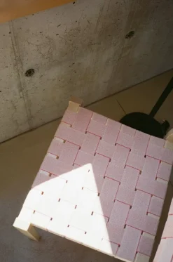 Artek Aalto chair 611, birch - natural/red webbing