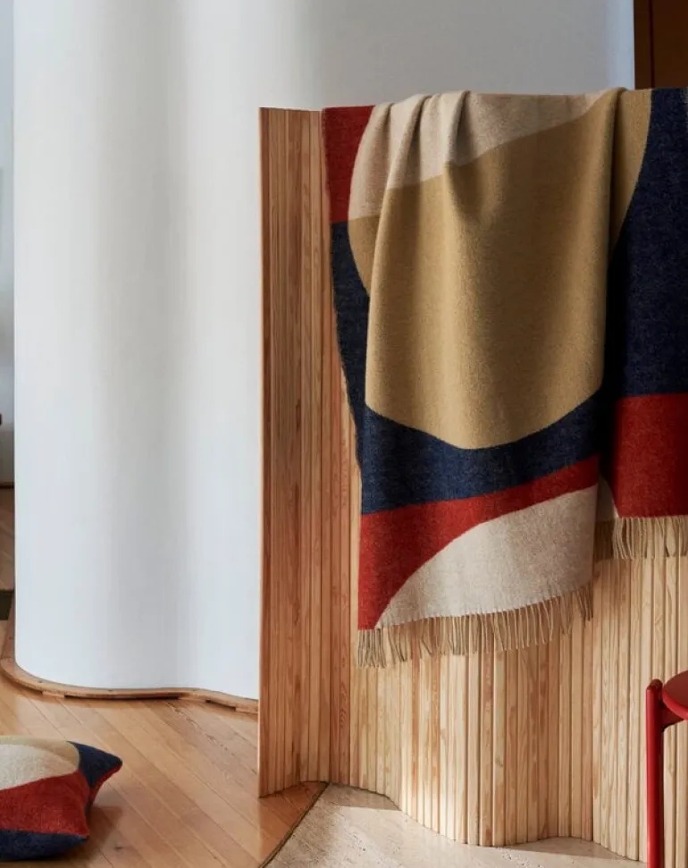 Artek Aalto Screen 100