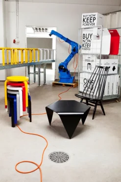 Artek Aalto stool 60, lacquered black