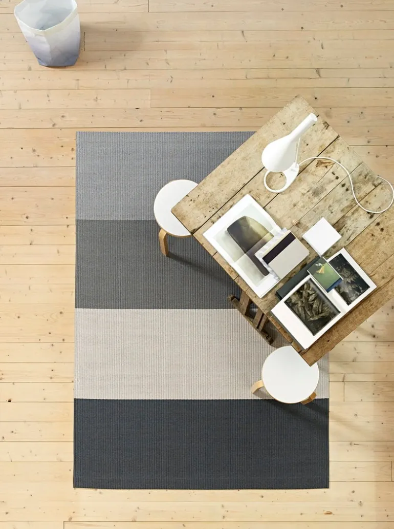 Artek Aalto stool 60, white laminate