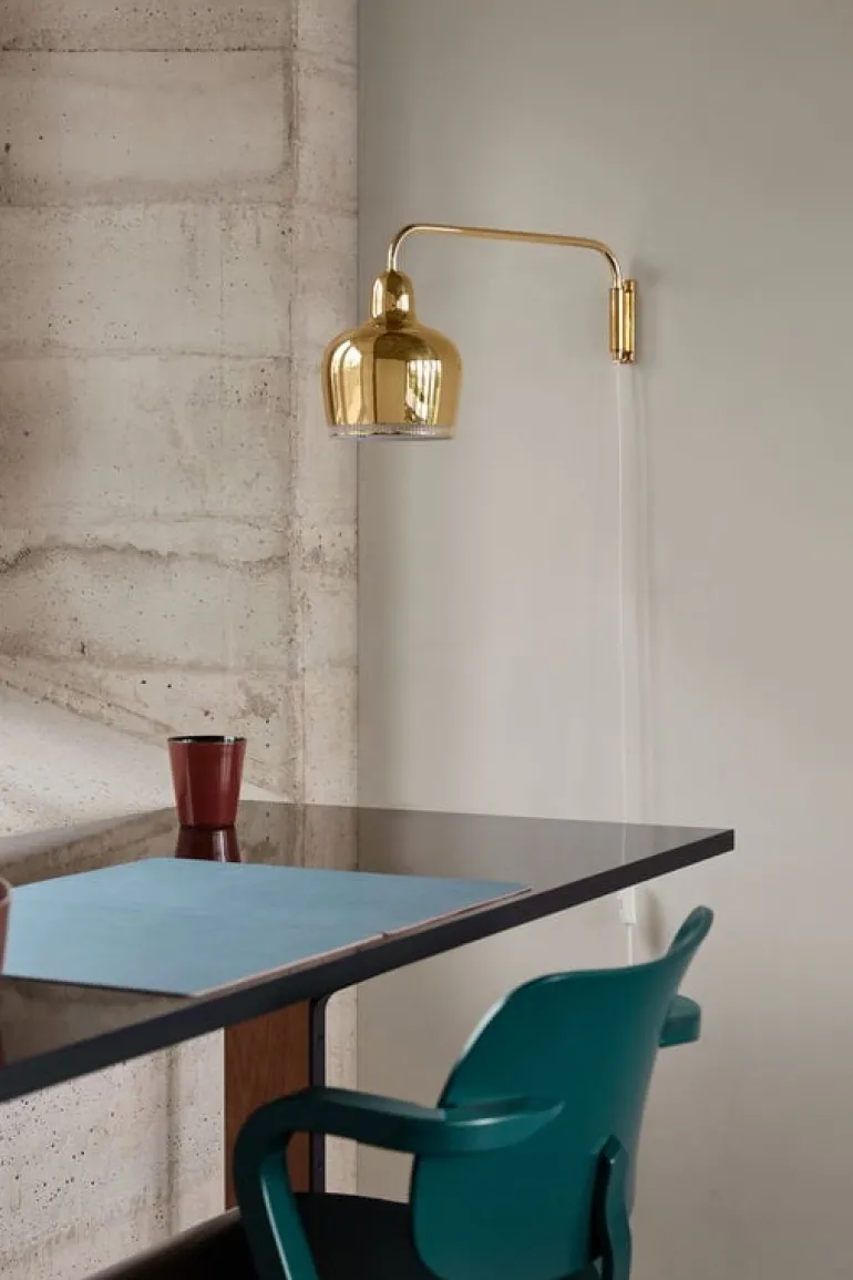 Artek Aalto wall lamp A330S "Golden Bell", brass