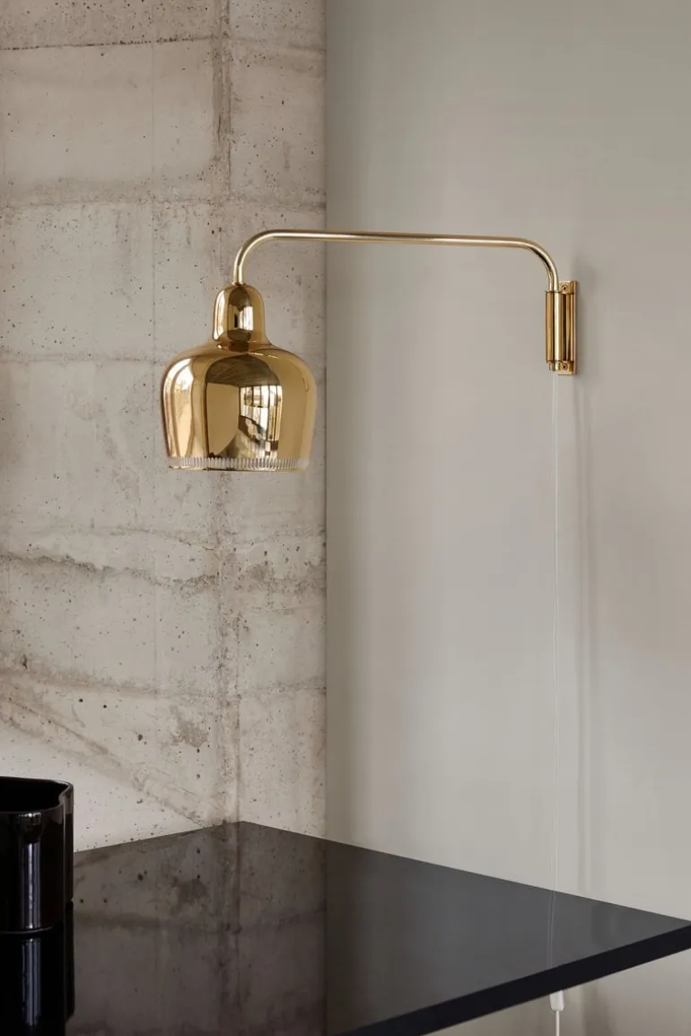 Artek Aalto wall lamp A330S "Golden Bell", brass