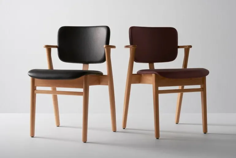 Artek Domus chair, lacquered oak - black leather