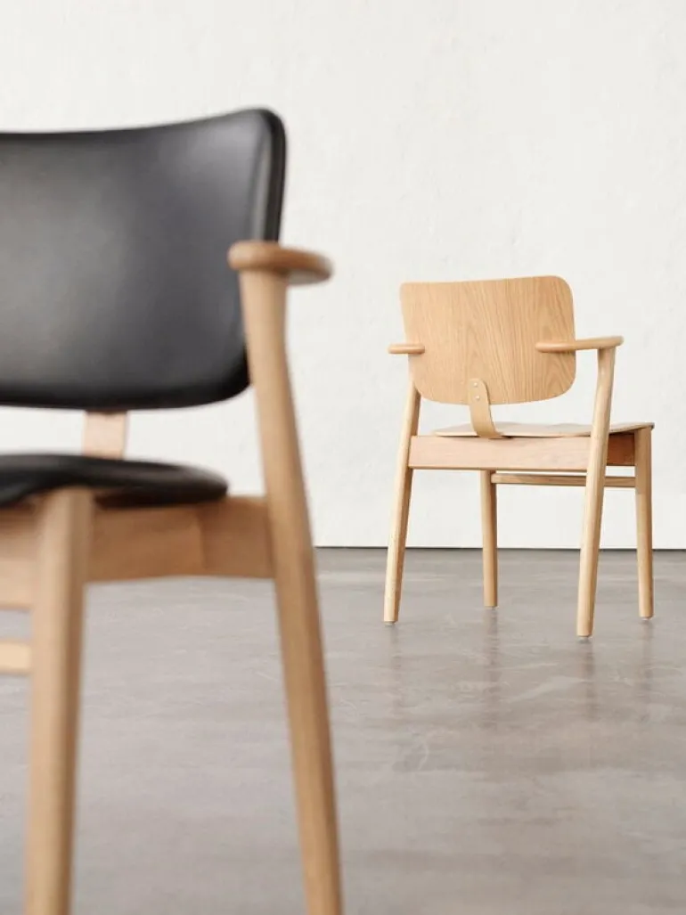 Artek Domus chair, lacquered oak - black leather