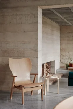 Artek Domus lounge chair, lacquered oak - black leather