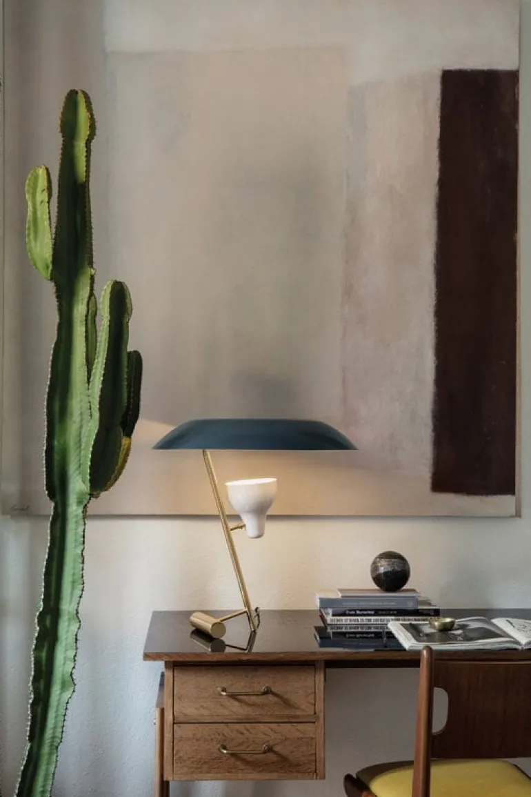 Astep Model 548 table lamp, polished brass - grey