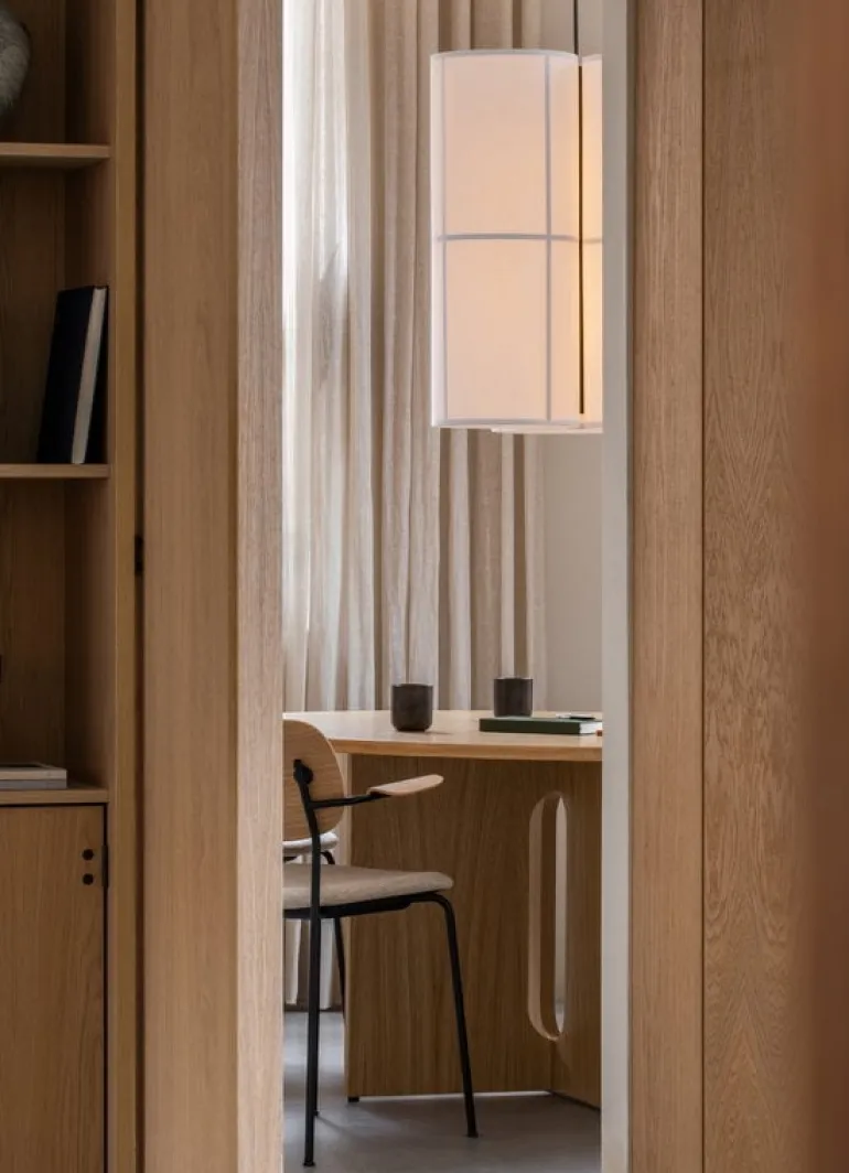 Audo Copenhagen Androgyne dining table 120 cm, oak - Kunis Breccia stone