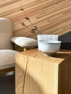 Audo Copenhagen Brasilia lounge chair, oak - Bouclé 02