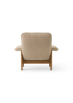 Audo Copenhagen Brasilia lounge chair, oak - Bouclé 02