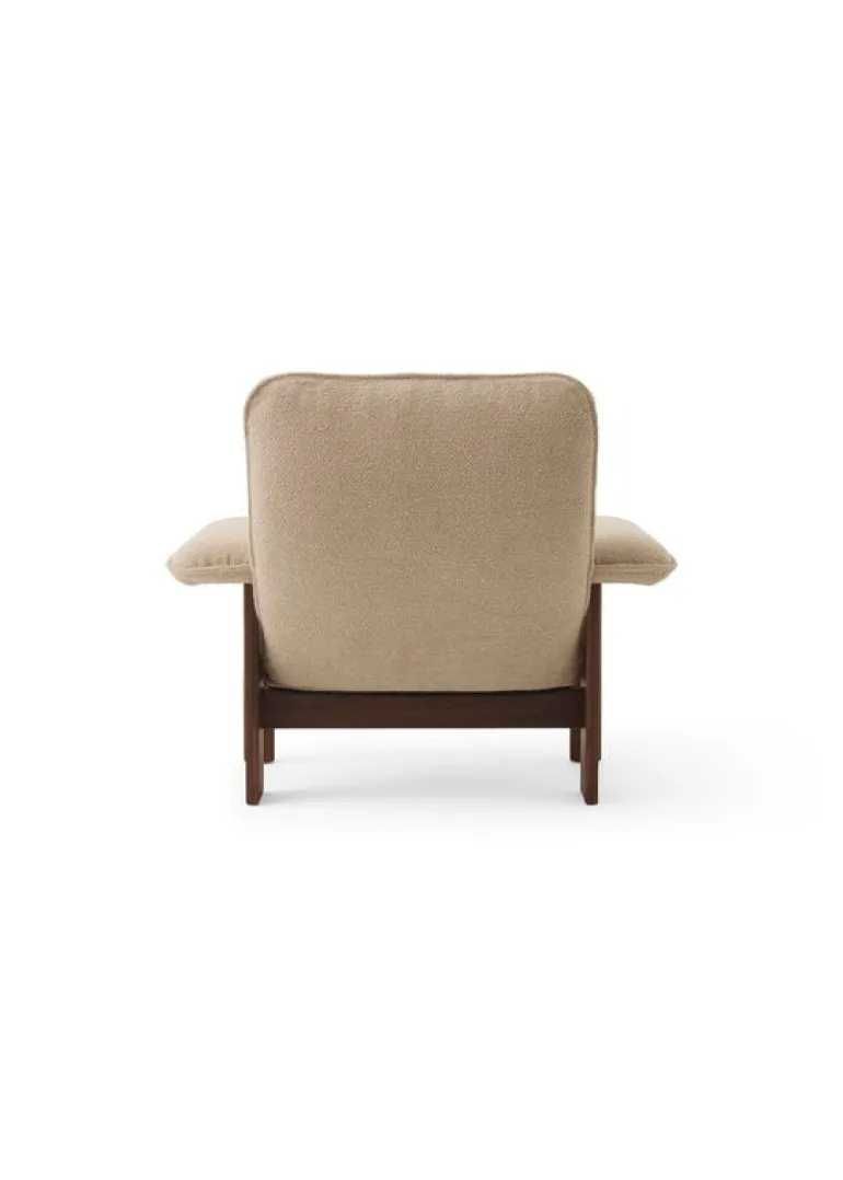 Audo Copenhagen Brasilia lounge chair, walnut - Bouclé 02