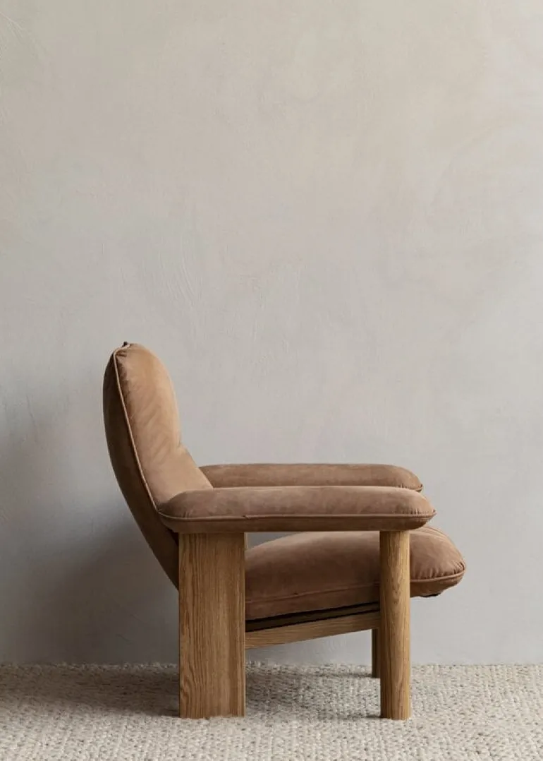 Audo Copenhagen Brasilia lounge chair, oak - Dunes Camel leather