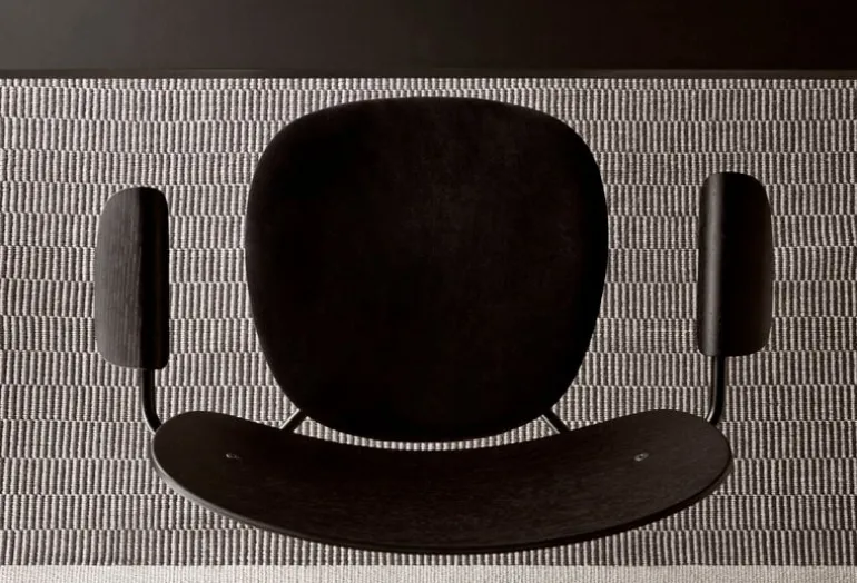 Audo Copenhagen Co Chair with armrests, black oak - black leather