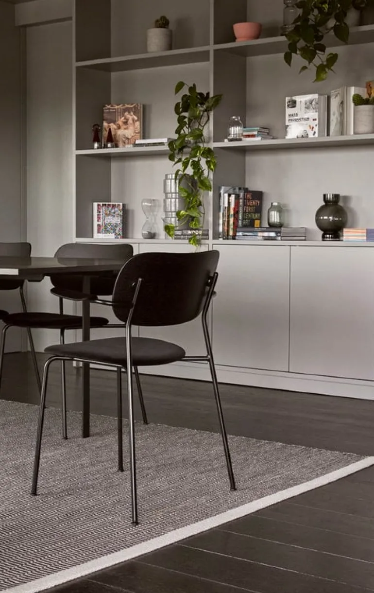 Audo Copenhagen Co Chair with armrests, black oak - black leather