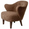 Audo Copenhagen Ingeborg lounge chair, Sahara sheepskin - smoked oak