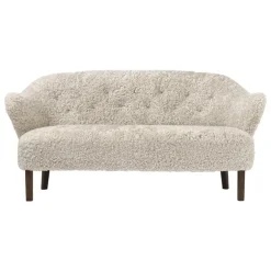 Audo Copenhagen Ingeborg sofa 2,5 seater, Moonlight sheepskin - smoked oak