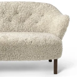 Audo Copenhagen Ingeborg sofa 2,5 seater, Moonlight sheepskin - smoked oak