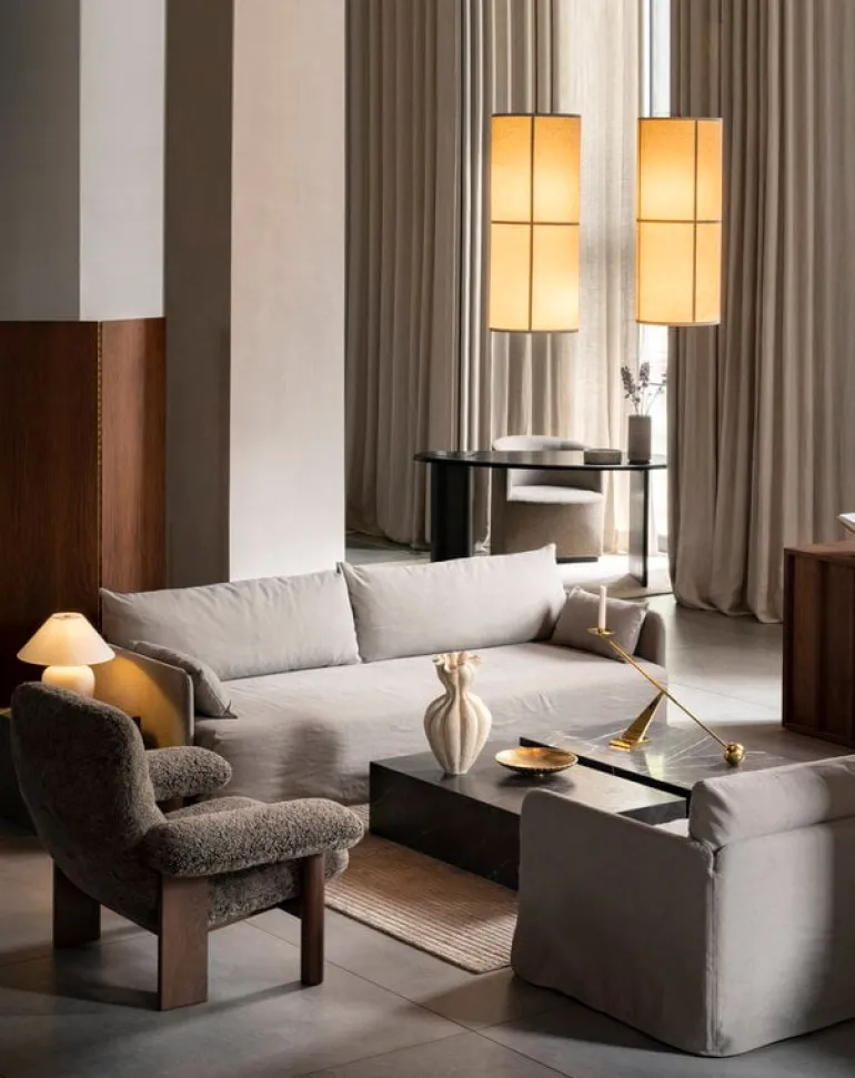 Audo Copenhagen Plinth table, low, black Marquina marble