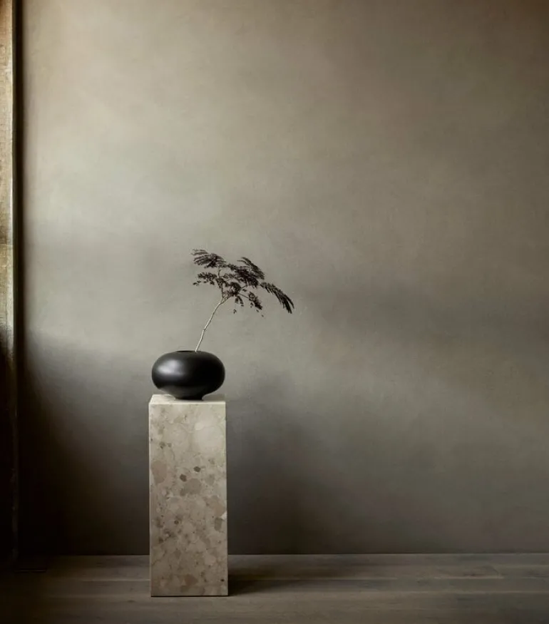 Audo Copenhagen Surround vase, brown wood