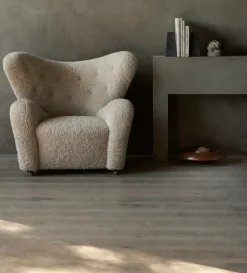 Audo Copenhagen The Tired Man armchair, Moonlight sheepskin