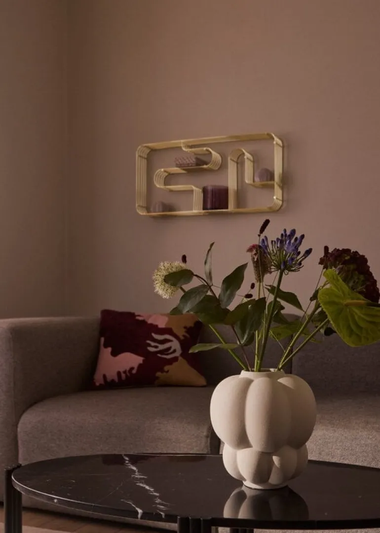 AYTM Curva Rectangular display shelf, gold