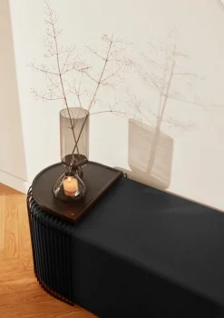 AYTM Curva table, black