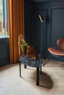 AYTM Folium vase, S, amber