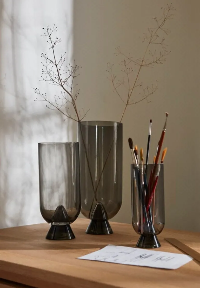 AYTM Glacies vase, M, black