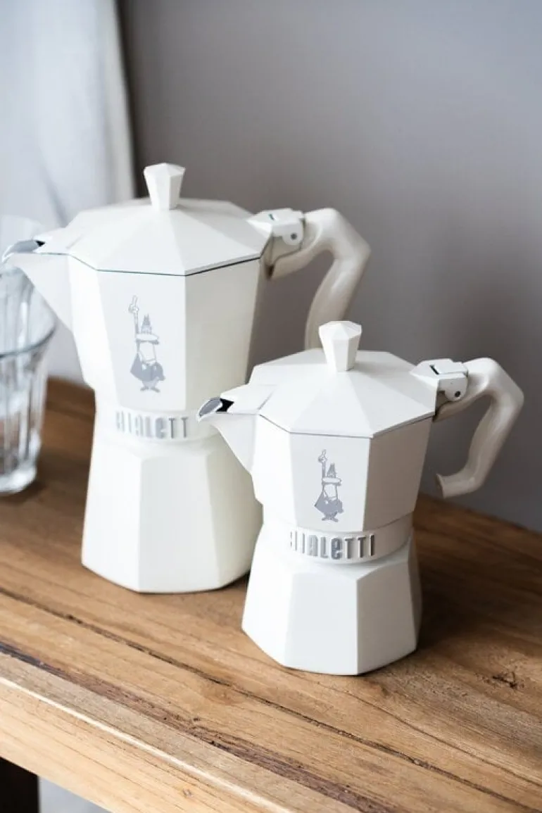 Bialetti Moka Exclusive espresso maker, 6 cups, cream