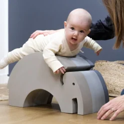 bObles Elephant, cloudy blue