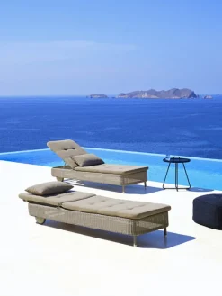 Cane-line On-the-move table, small, dark blue