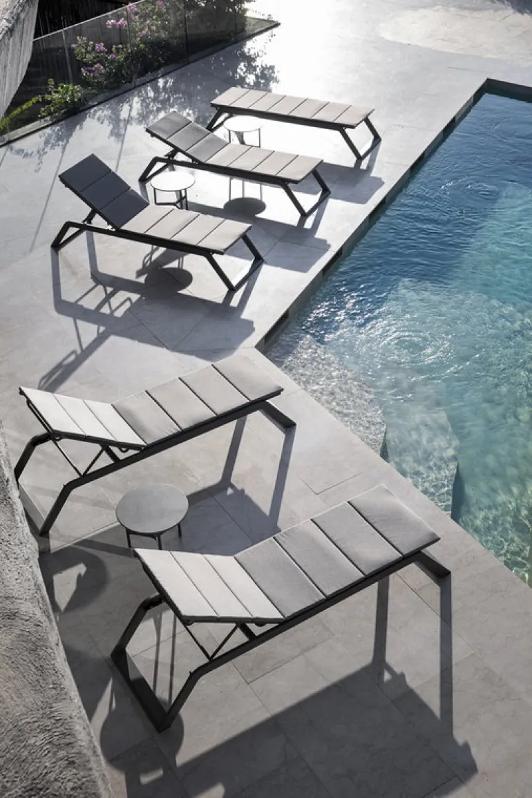 Cane-line Siesta sunbed, grey