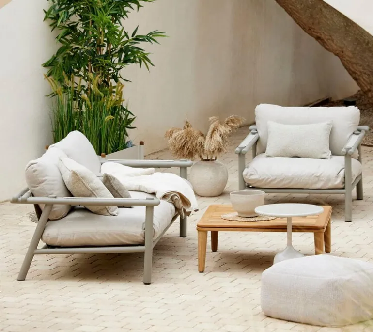 Cane-line Sticks 2-seater sofa with cushions, taupe - sand